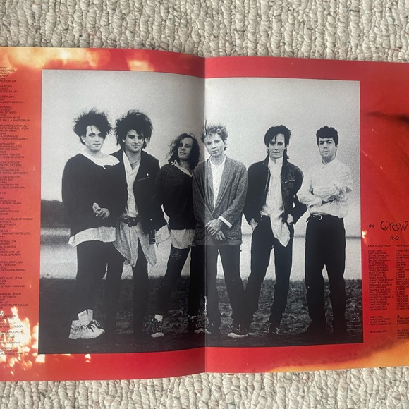 The Cure - The Kissing Tour - 1987 - Picture 8 of 13